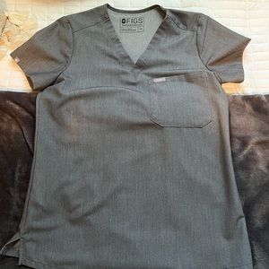 FIGS XS Catarina scrub top